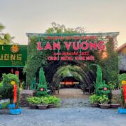 khu-du-lich-lan-vuong-ben-tre-diem-vui-choi-cuc-hut-khach-01-1667253572-4151